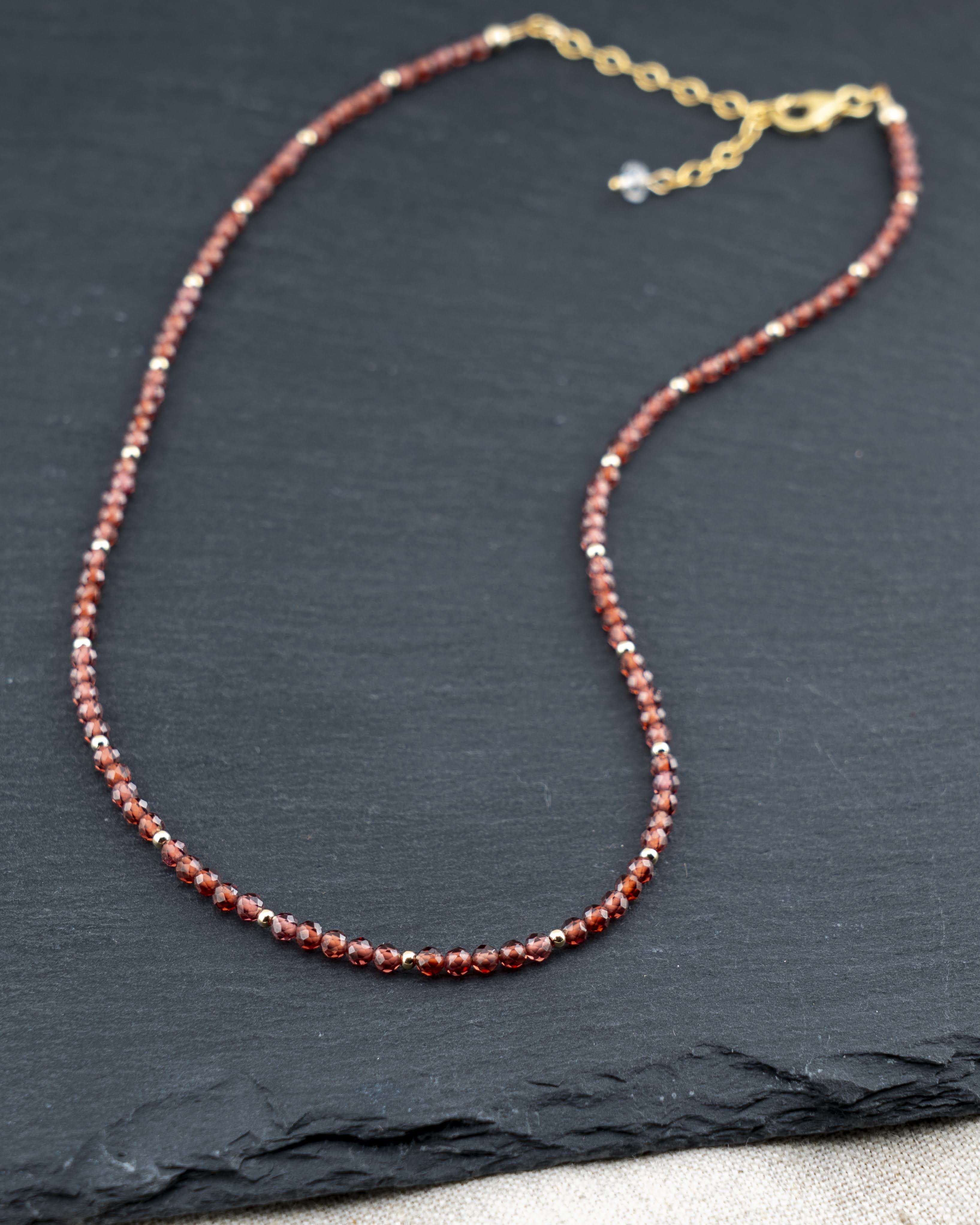 Noir Mauve Garnet Necklace