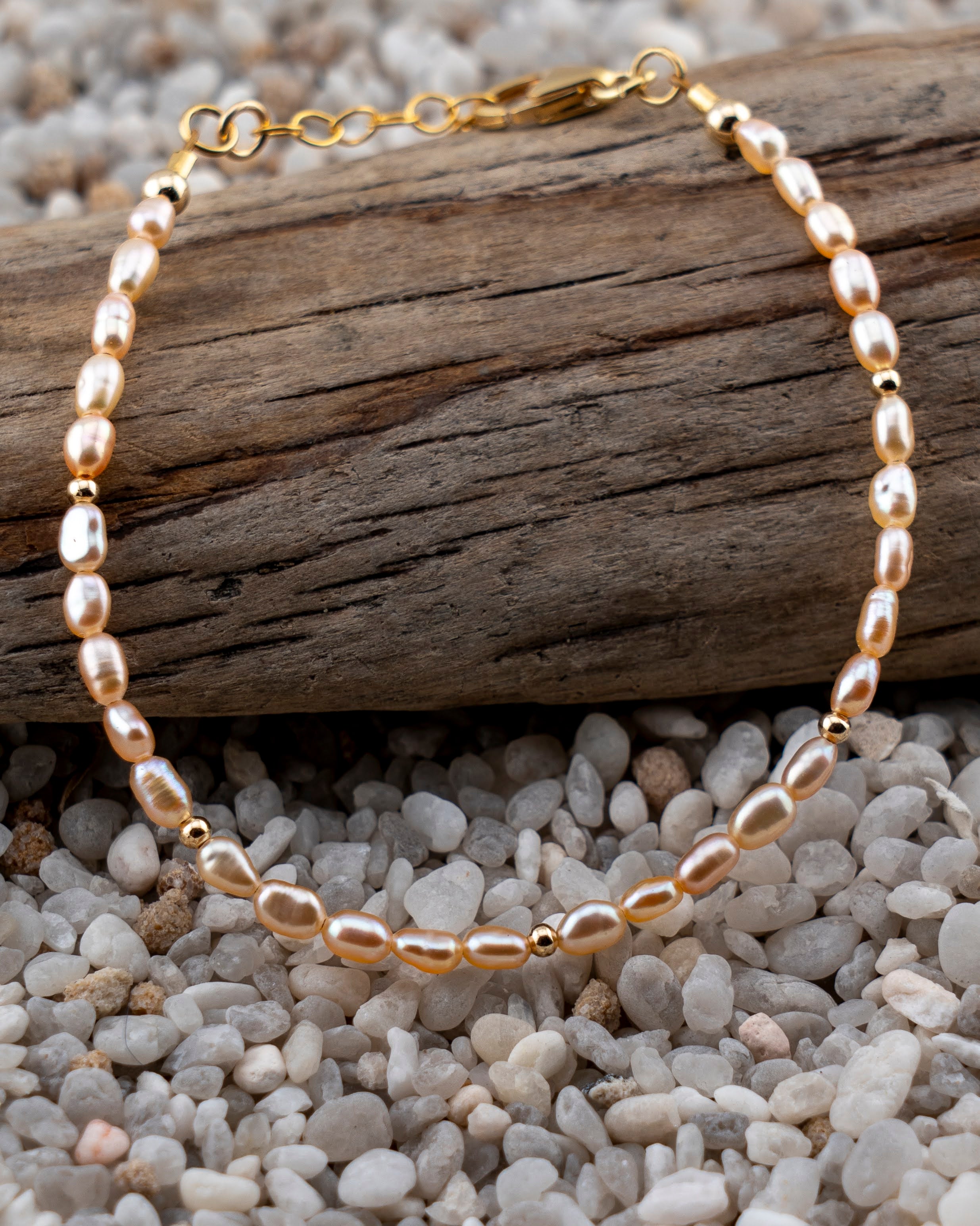 Golden Shores Peach Freshwater Pearl Bracelet