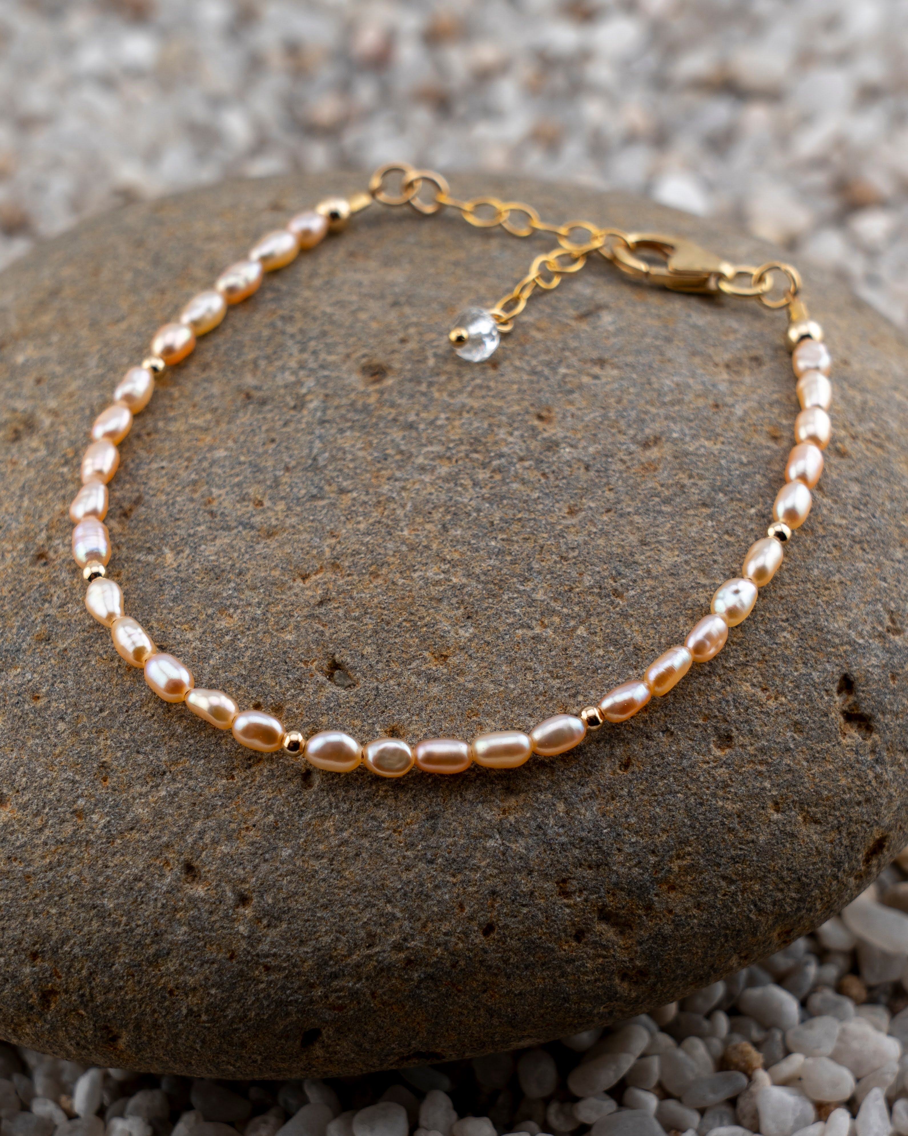 Golden Shores Peach Freshwater Pearl Bracelet