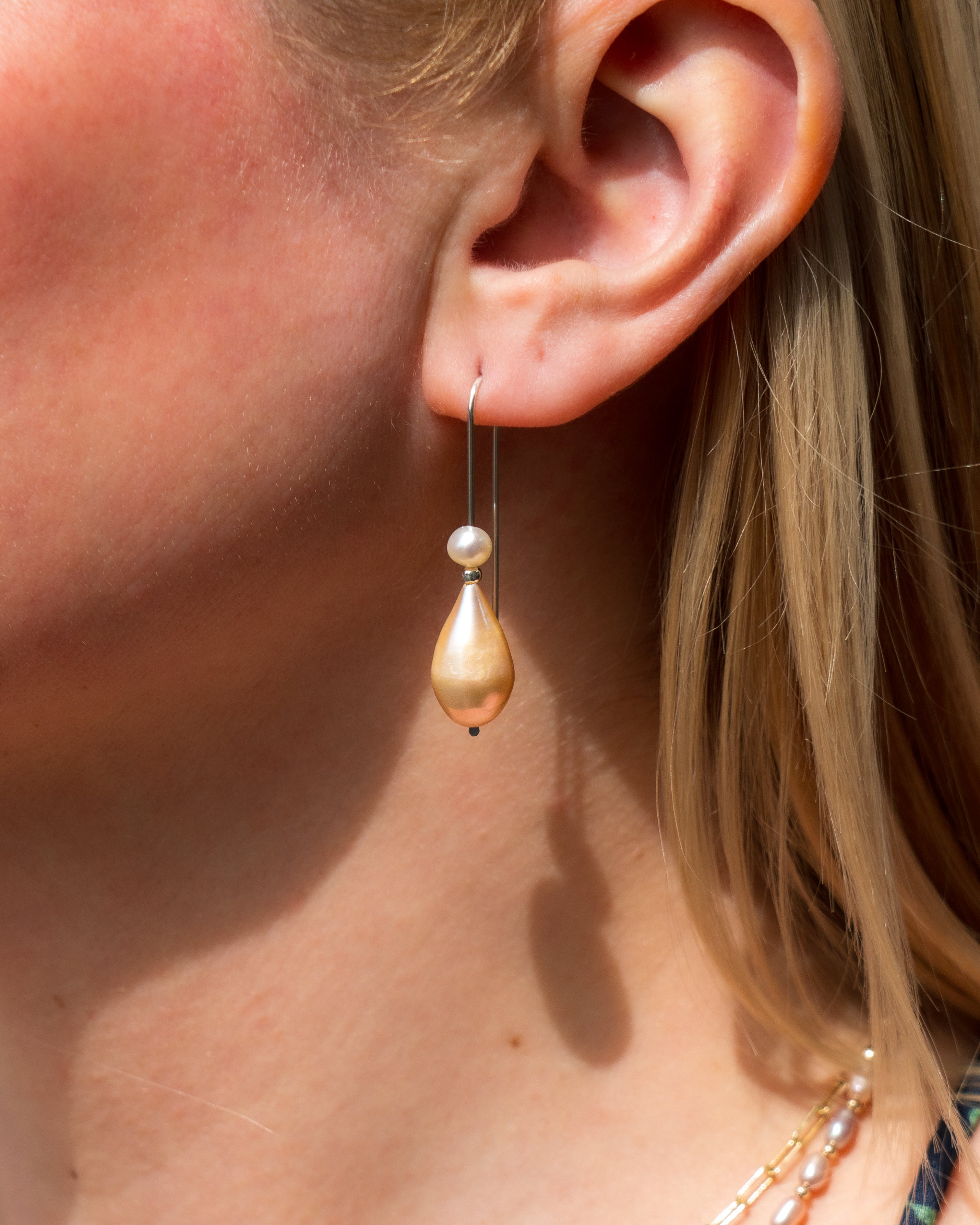 Warm Rain Pearl Earrings