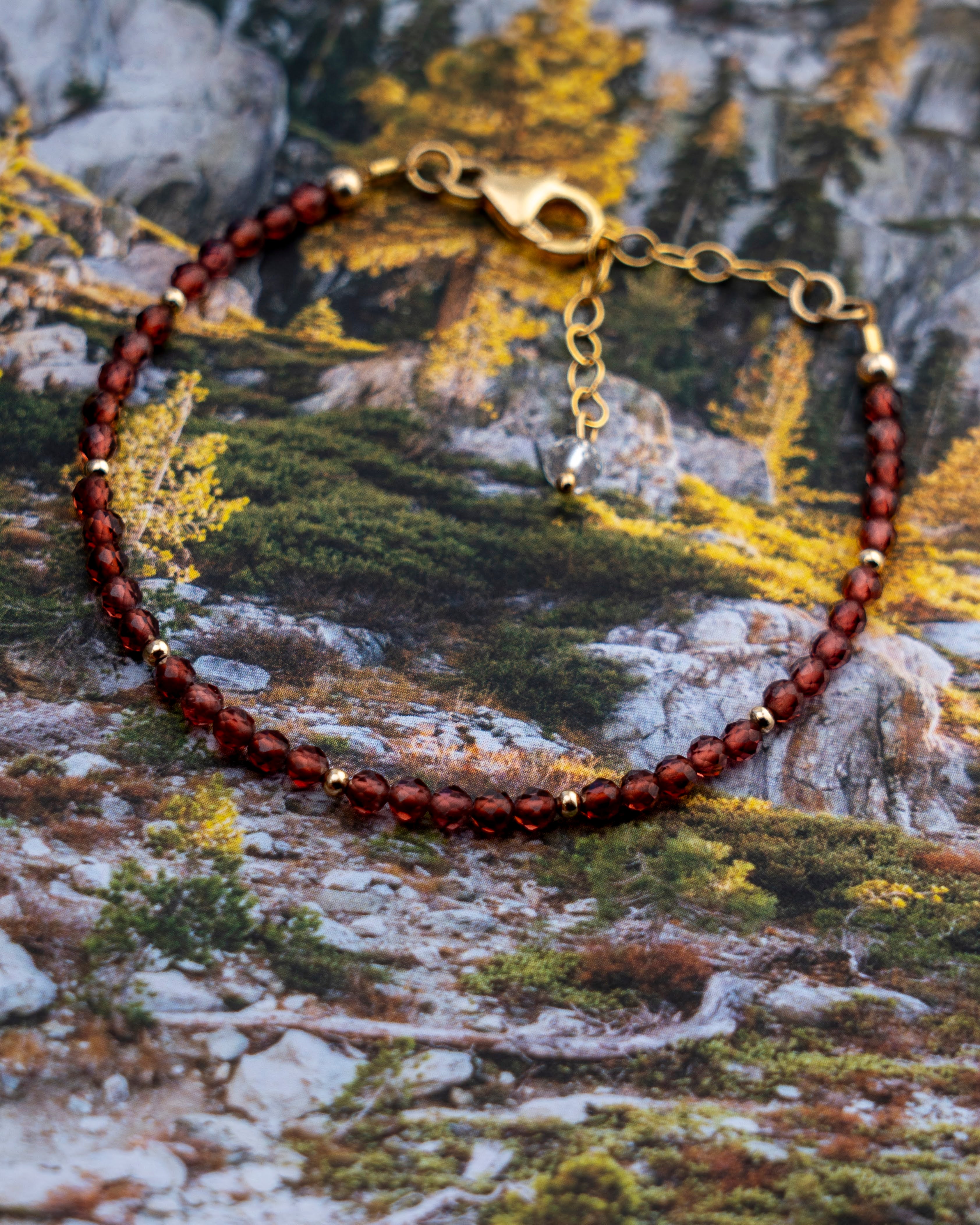 Noir Mauve Garnet Bracelet