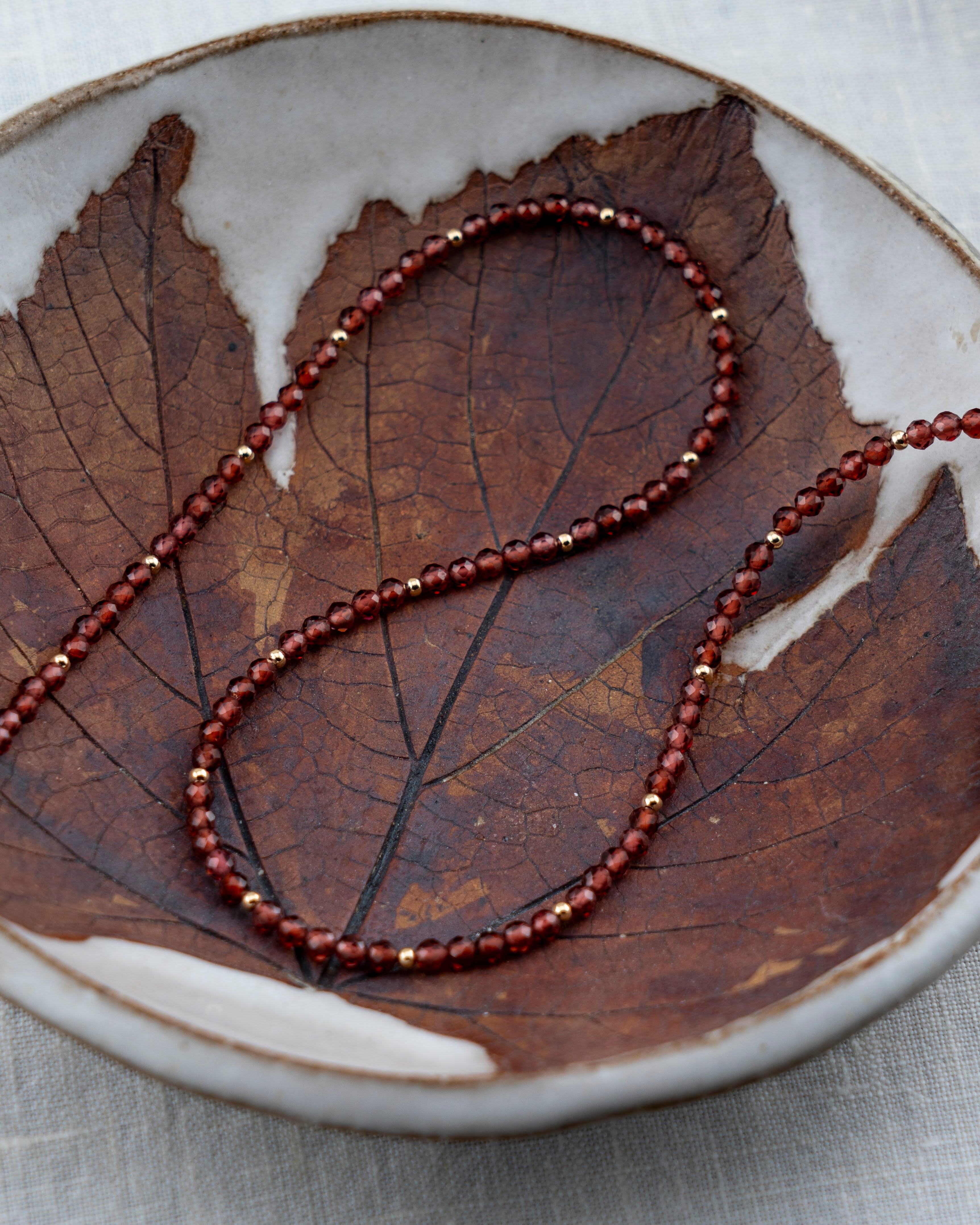 Noir Mauve Garnet Necklace