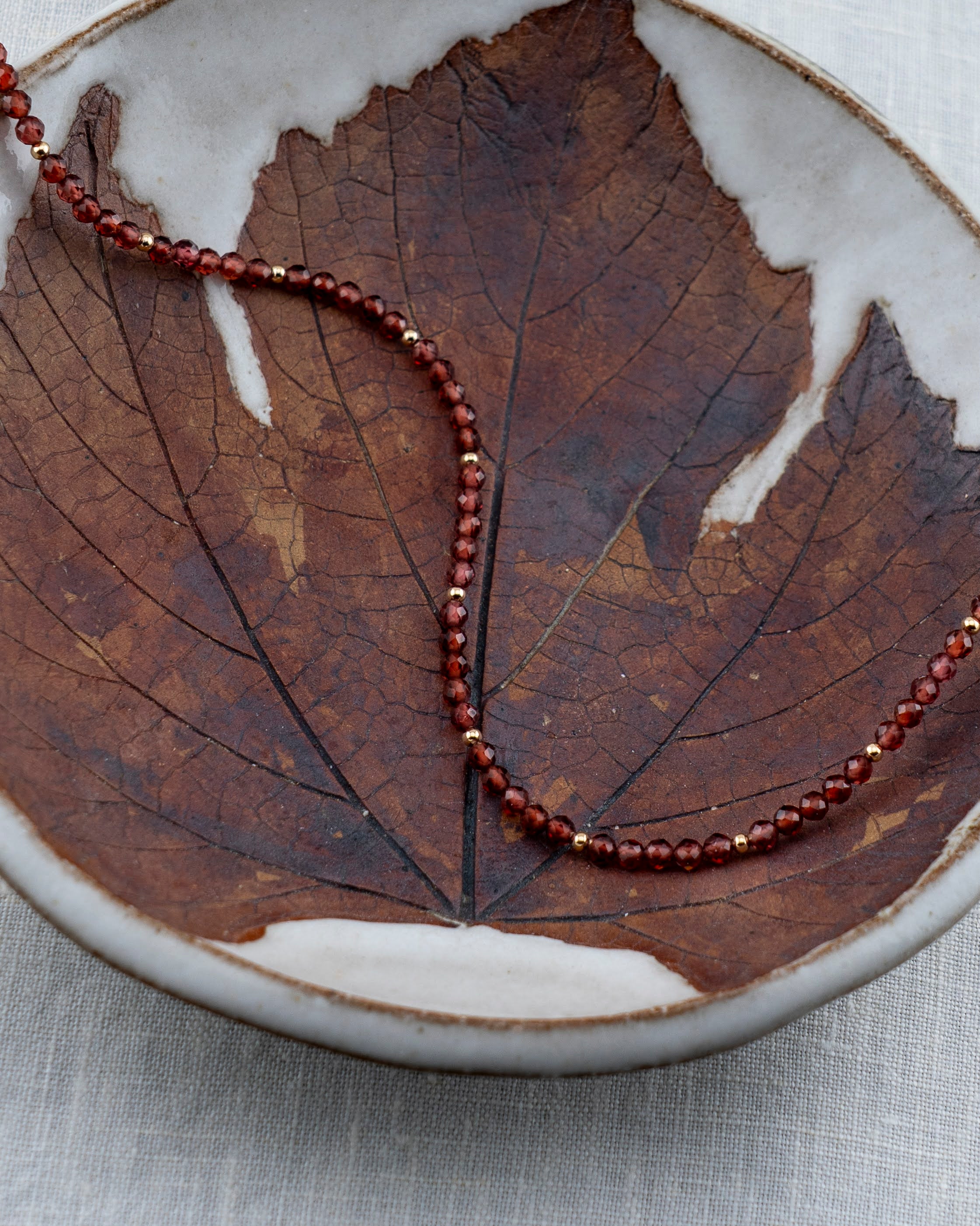 Noir Mauve Garnet Necklace