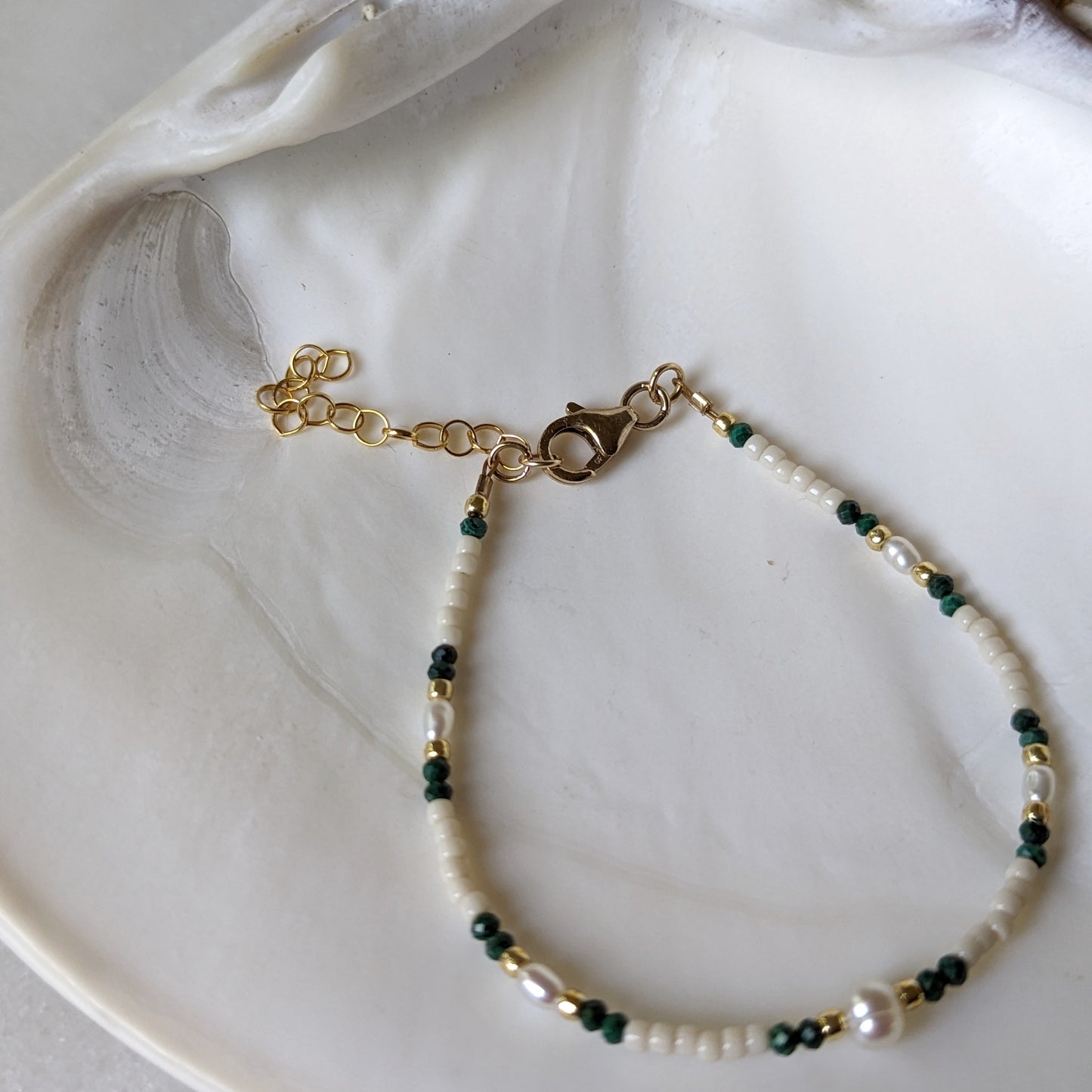 Freshwater Pearl and Malachite Accented Ivory and Gold Bracelet