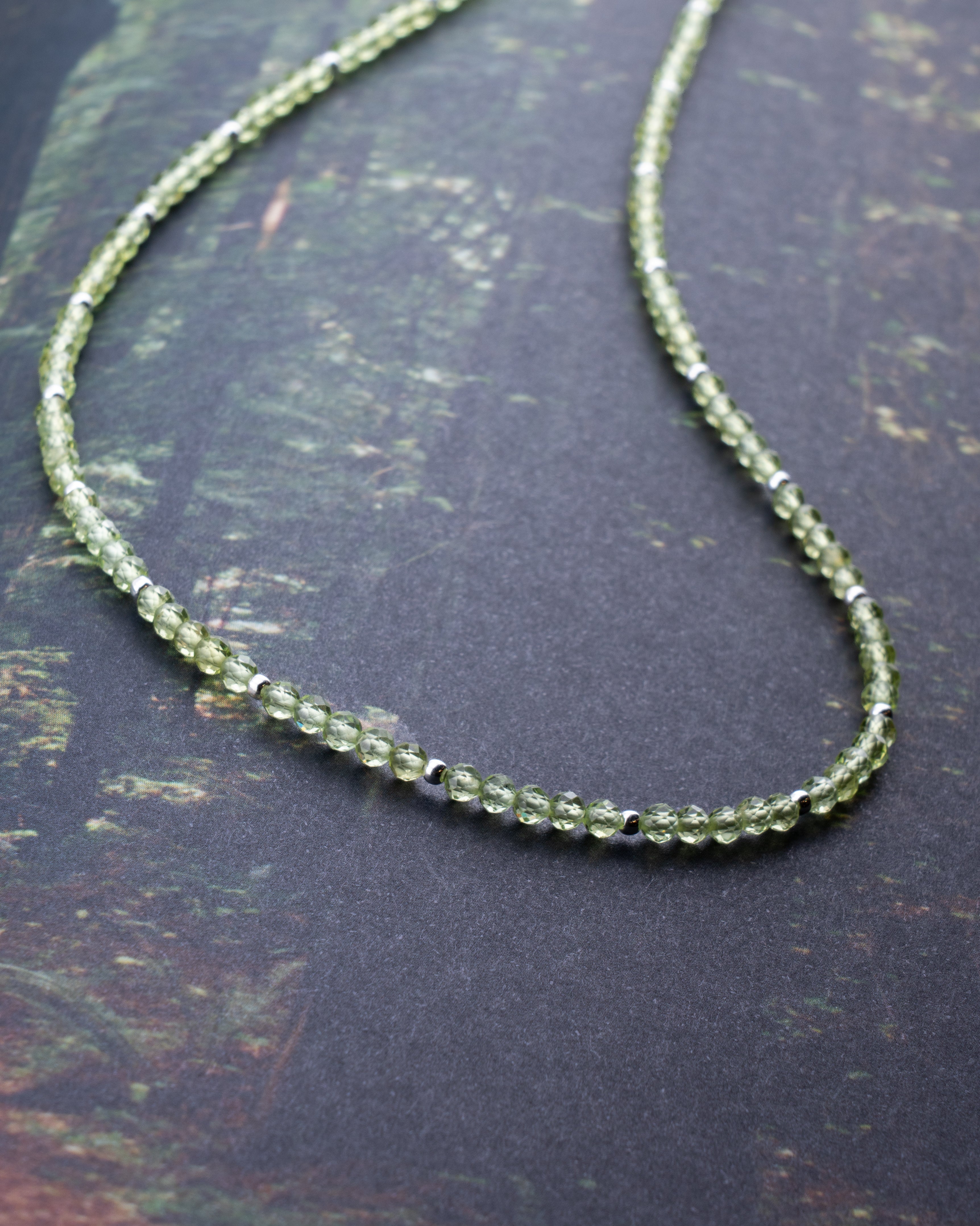 Sunlit Verdure Peridot Necklace