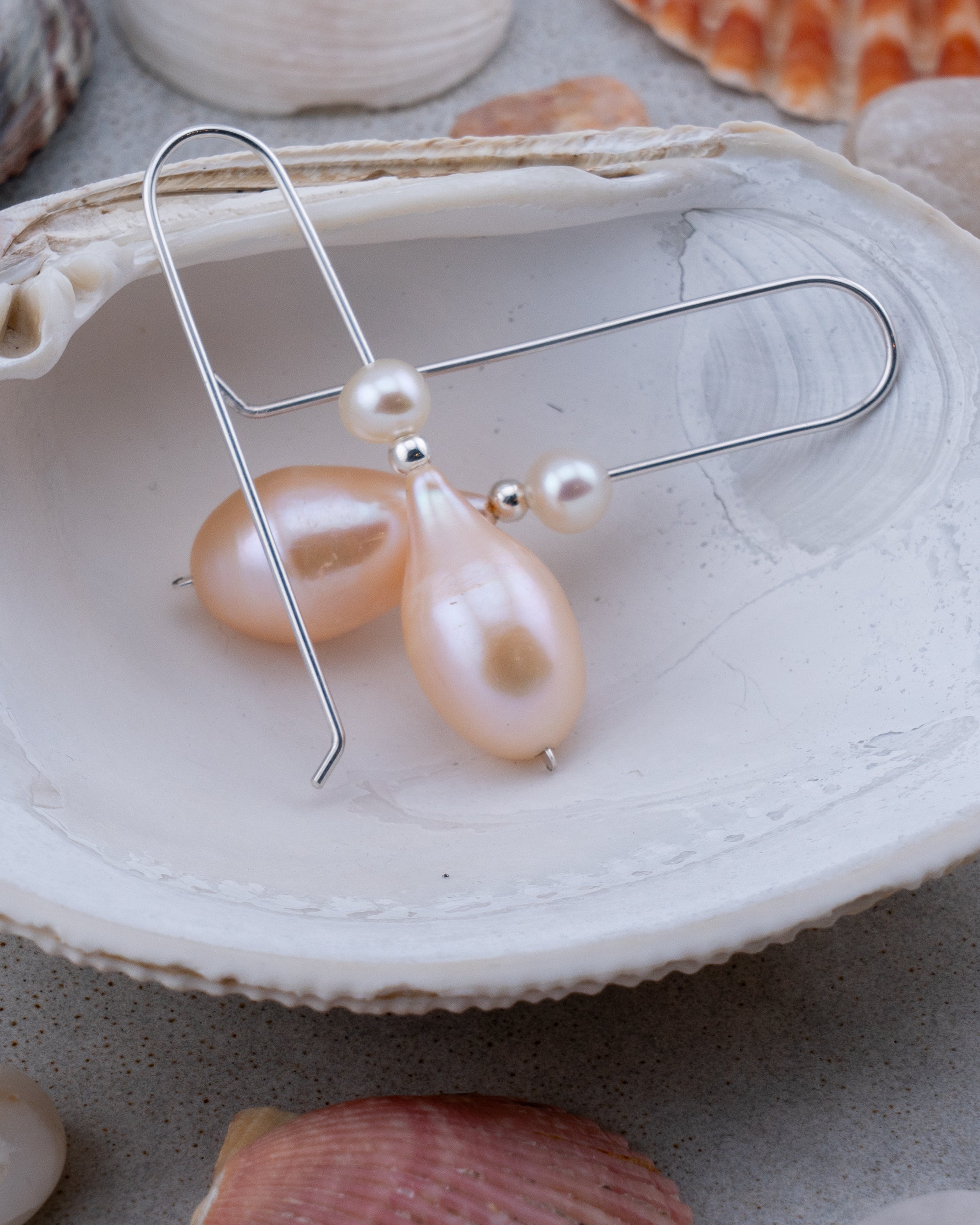 Warm Rain Pearl Earrings
