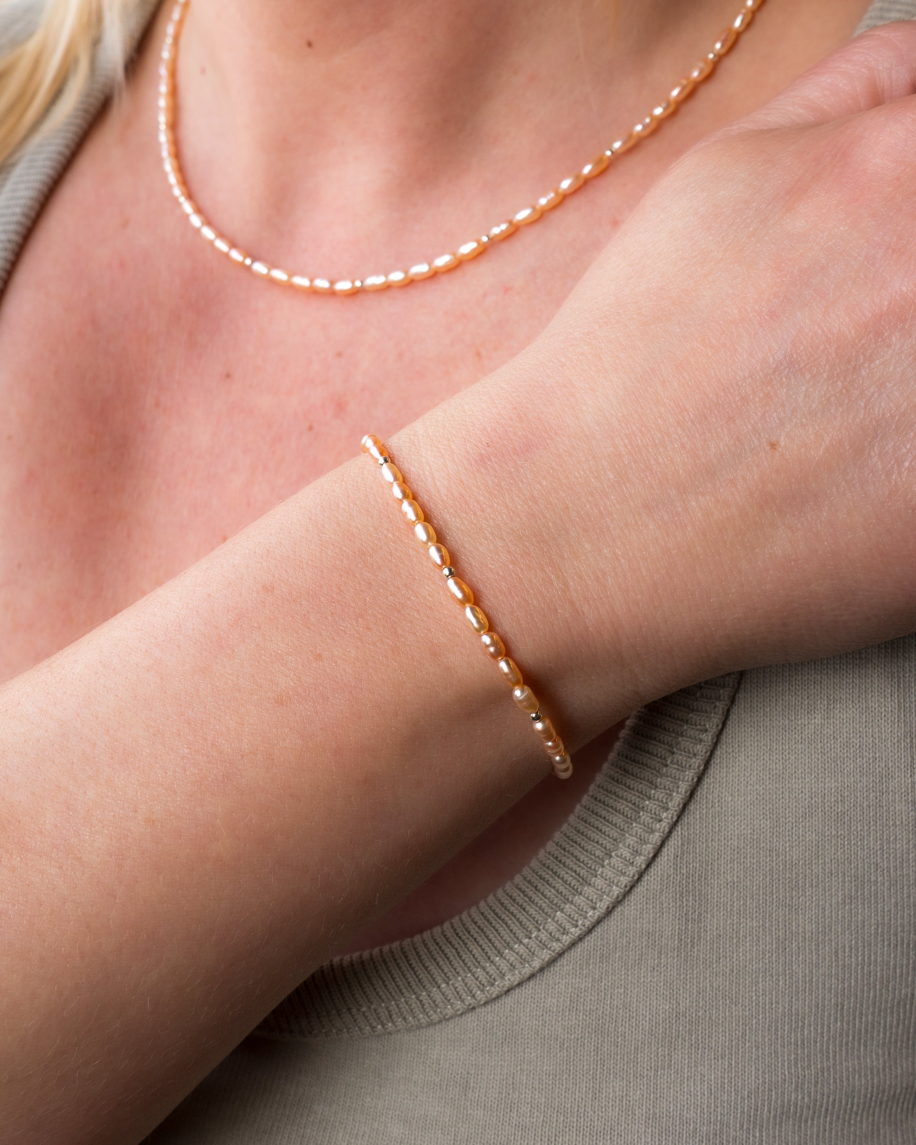 Golden Shores Peach Freshwater Pearl Bracelet