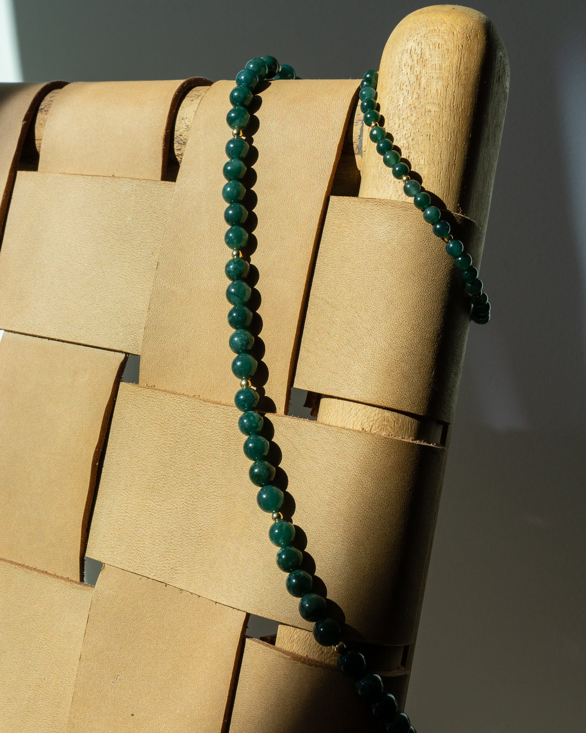 Verde Oscuro Guatemalan Jade Bracelet