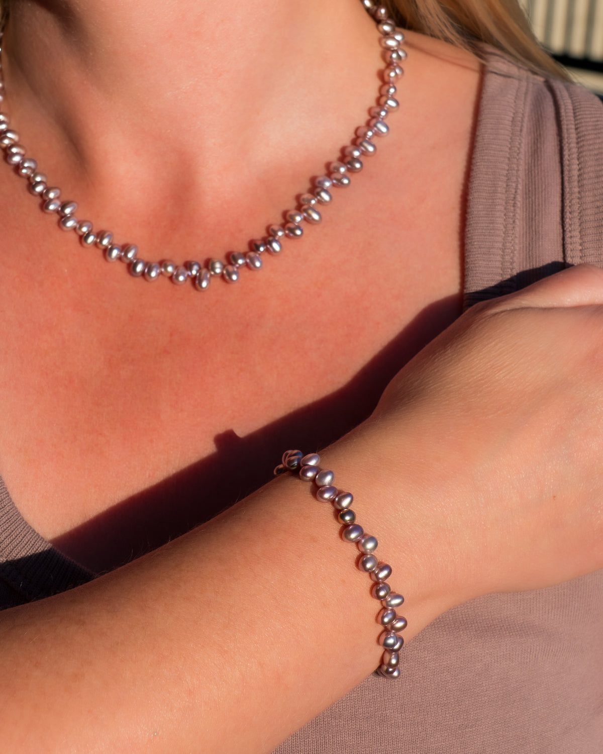 Orchid Noir Freshwater Pearl Bracelet