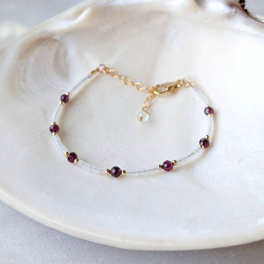 Garnet Pearlescent Noir Bracelet