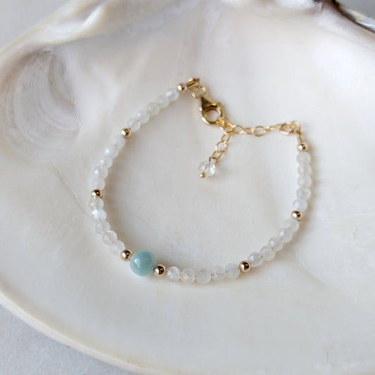 Green Moonstone Accent Luxe Bracelet