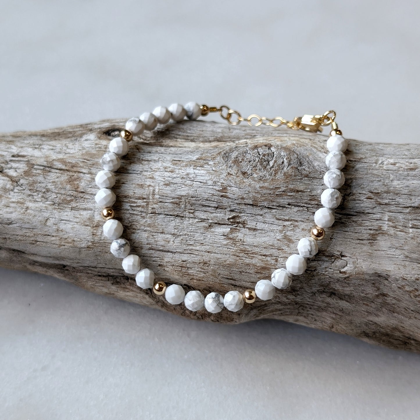 Howlite Stress Relief Luxe Bracelet