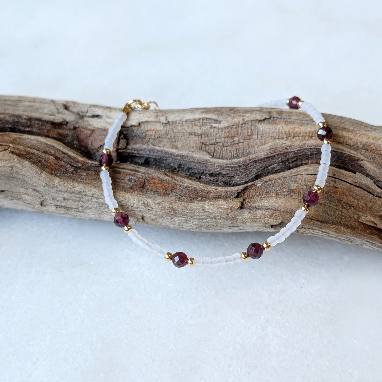 Garnet Pearlescent Noir Bracelet